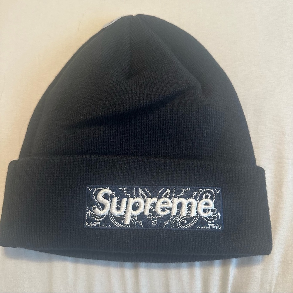 Supreme Navy Box Logo Beanie (FW19)